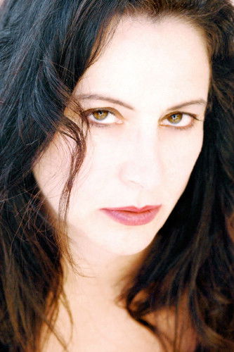 et billede af Holly Knight