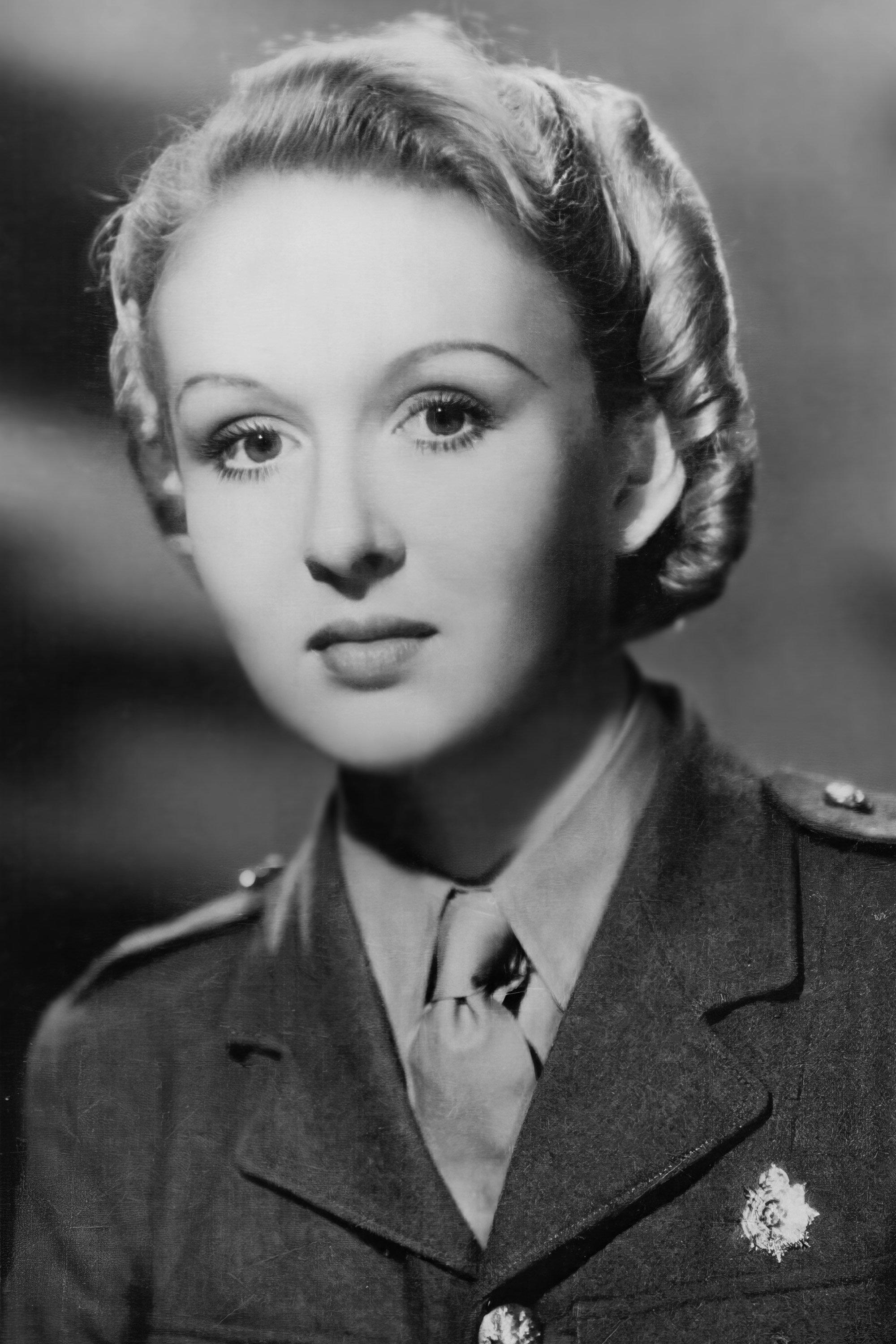 et billede af Joyce Howard