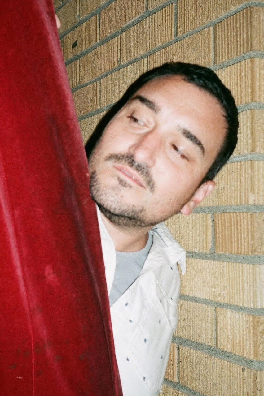 et billede af Pol Plastino