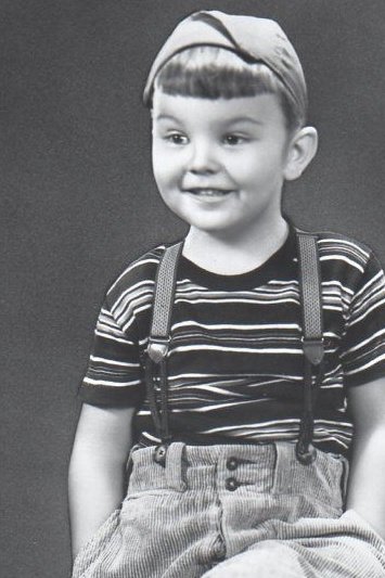 et billede af Eugene 'Porky' Lee