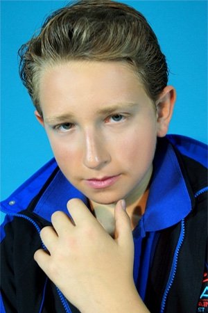 Abraham Kleinfinger's picture in the cast