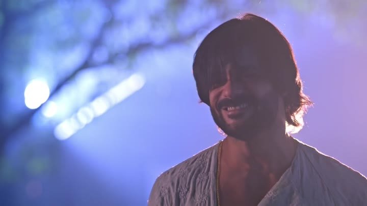 Thumbnail for Tara thanks Arjun Season 1 Episode 31
