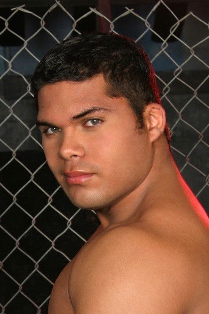 et billede af Mike Rios