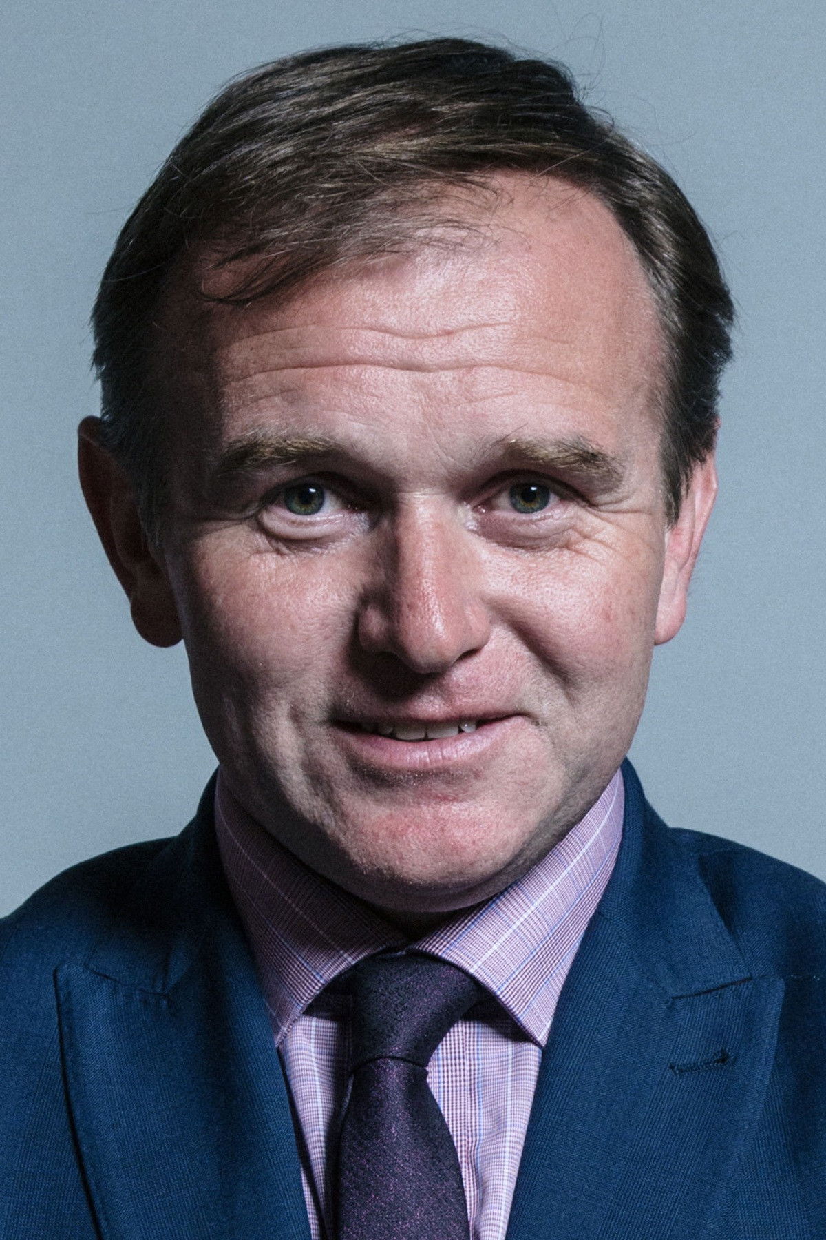 et billede af George Eustice
