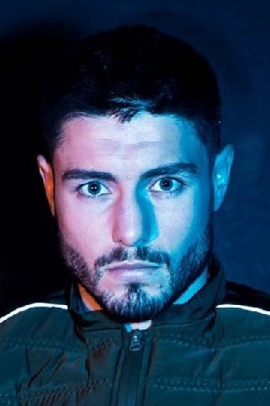 Josh Kelly's picture in the cast
