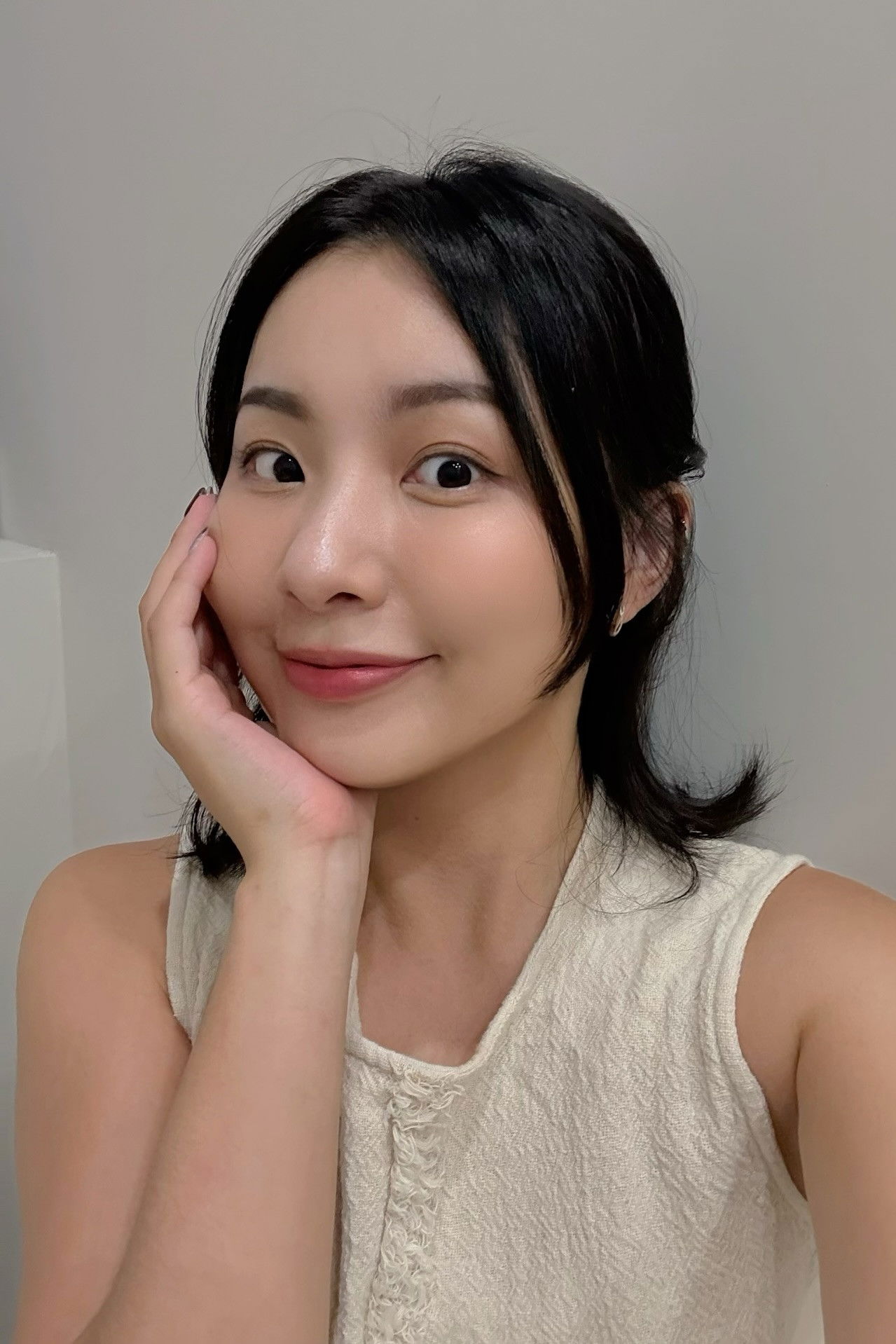 et billede af Bing Zhong