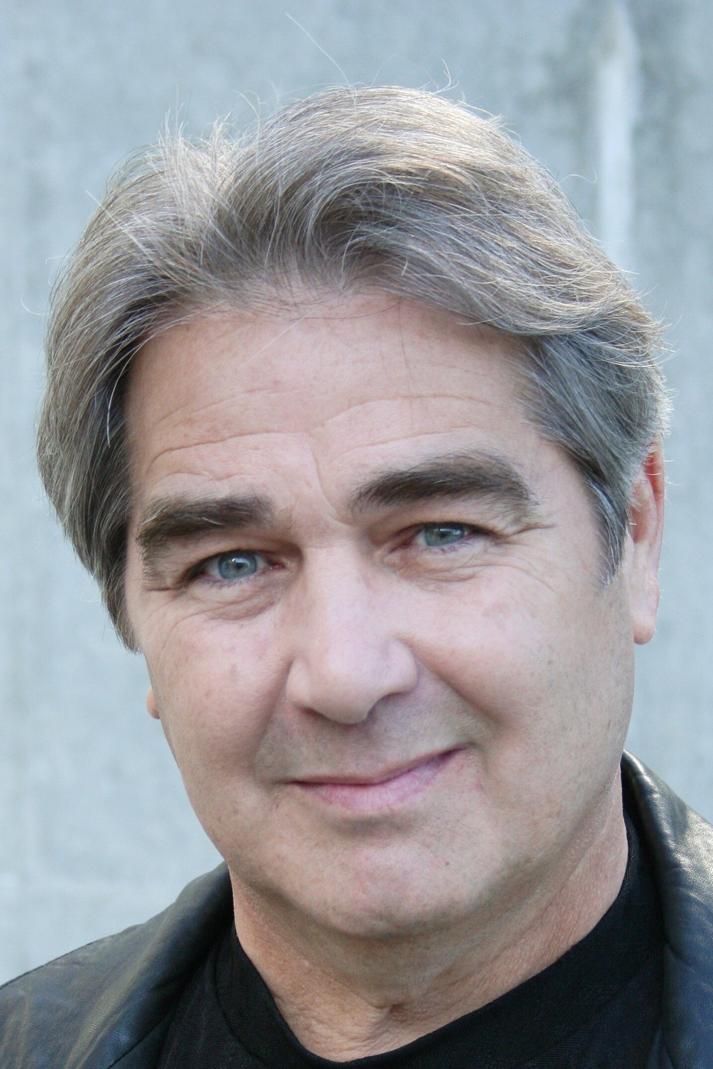 et billede af Cary Huff