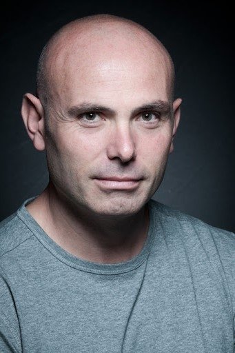 et billede af Toni Medina