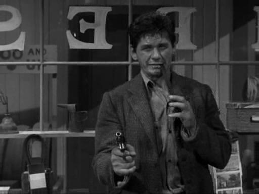 Prisoners' Wives S07E18 backdrop