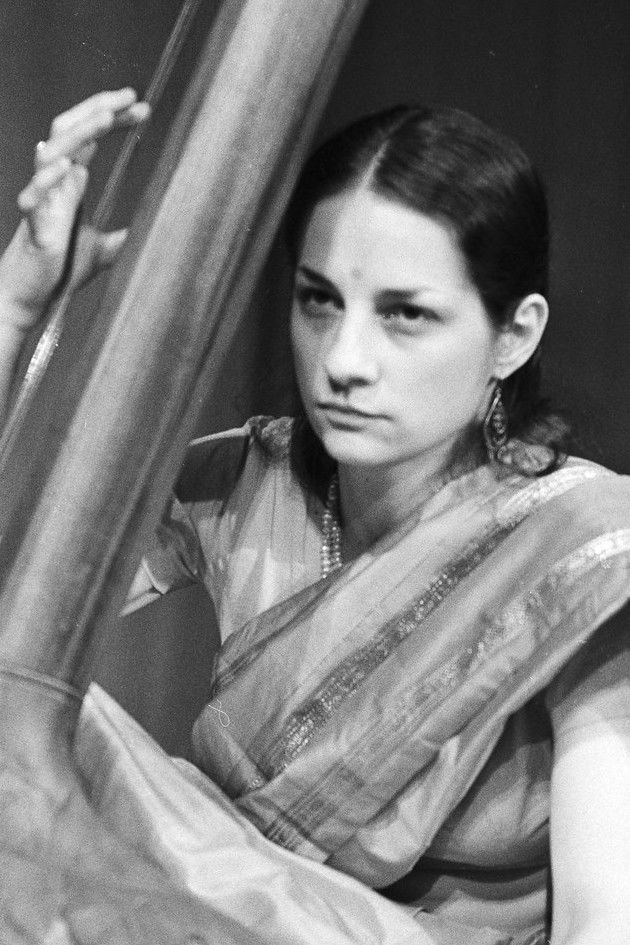 et billede af Marian Zazeela