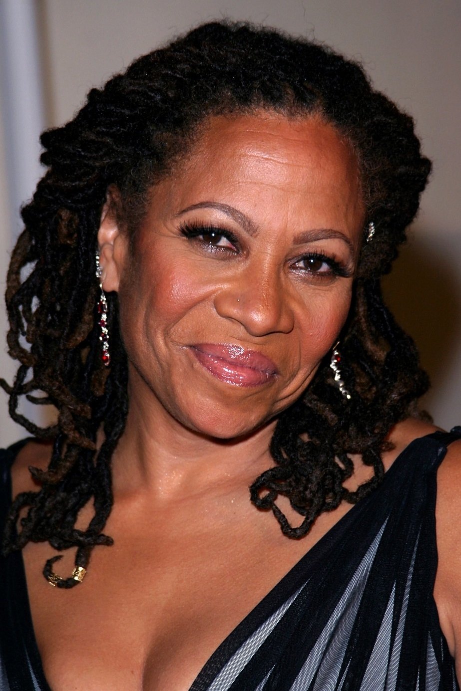 et billede af Denise Dowse