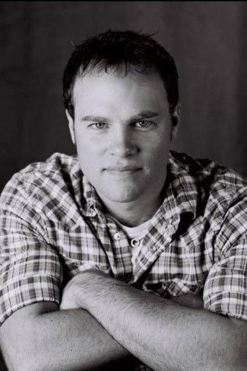 et billede af Mark Adam