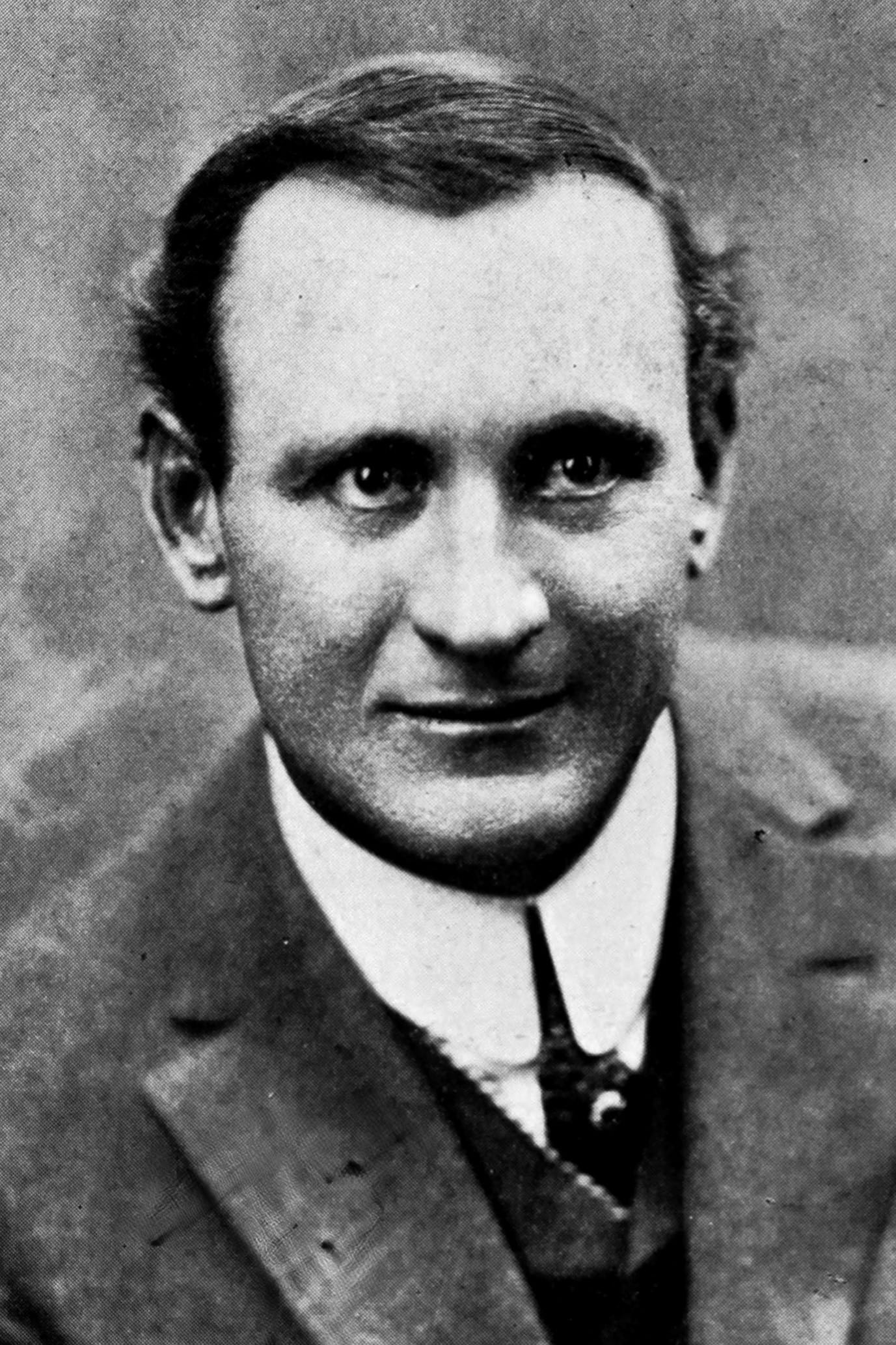 et billede af Arthur Walsh