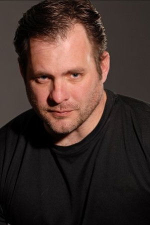 et billede af Tom Lowell