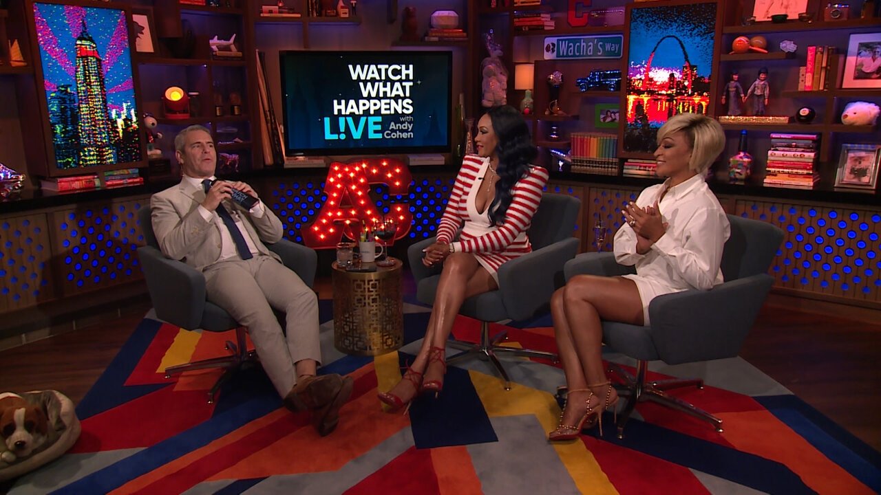 Watch What Happens Live with Andy Cohen Staffel 16 :Folge 110 