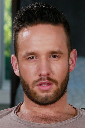 et billede af Aaron Steele