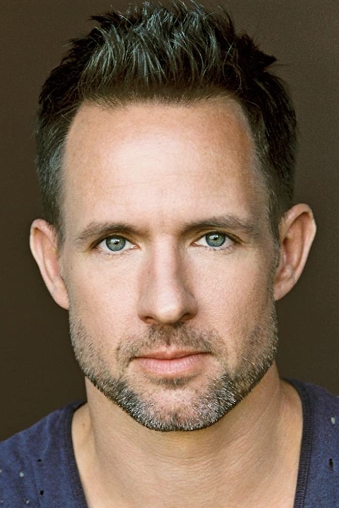 et billede af Chris Payne Gilbert