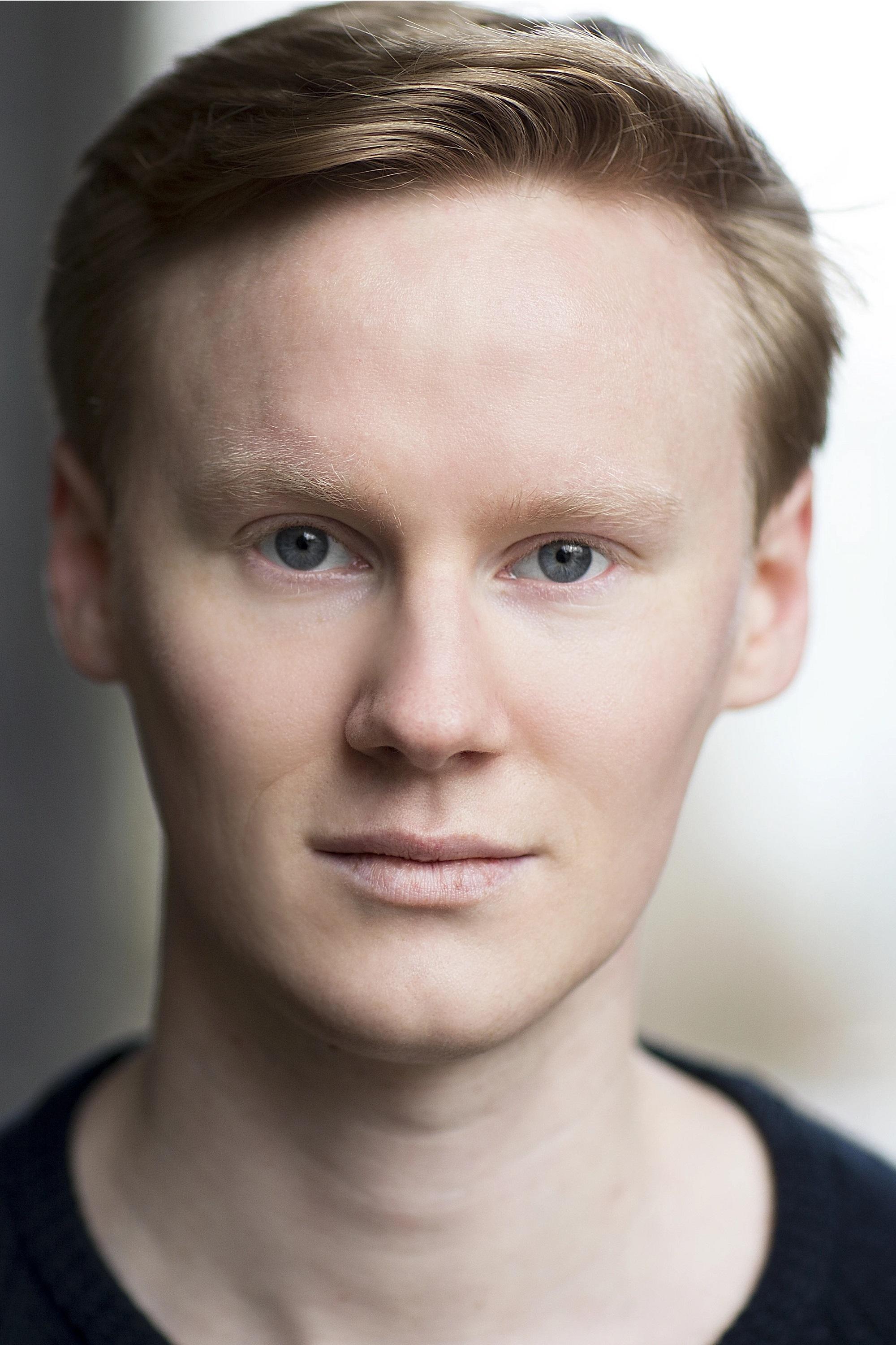 et billede af Alexander Capon