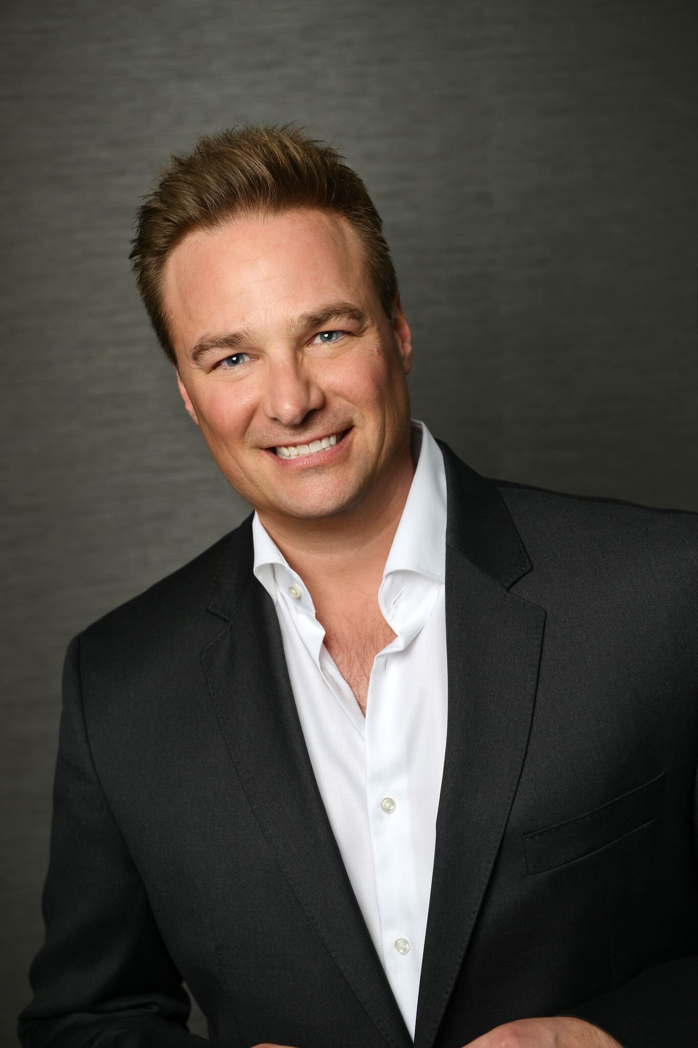 et billede af Adam Baratta