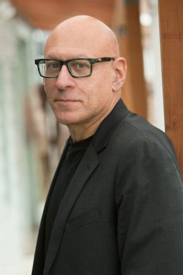 et billede af David Shields