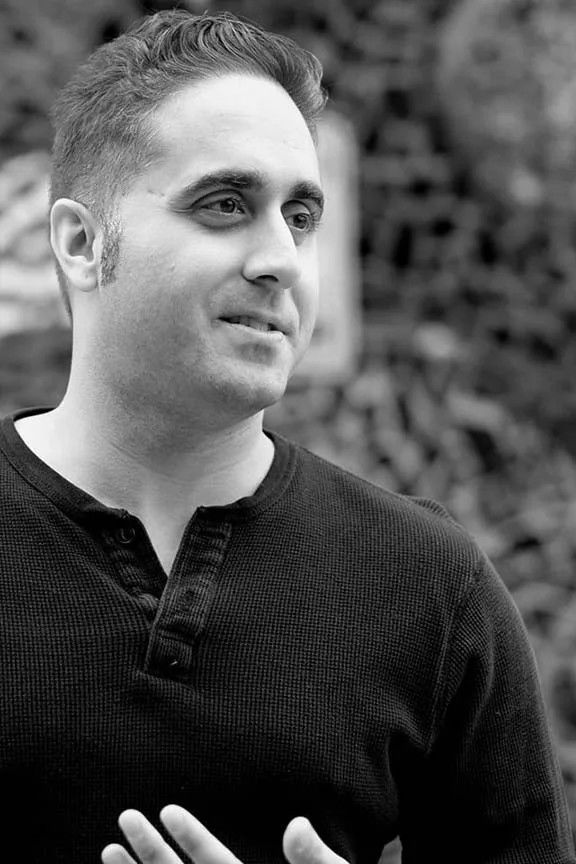 et billede af Adri Mehra