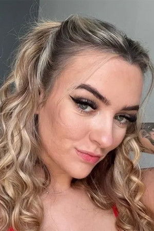 et billede af Lacey Amour