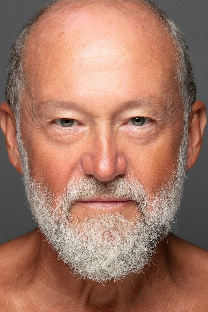 Özer Tunca's picture in the cast