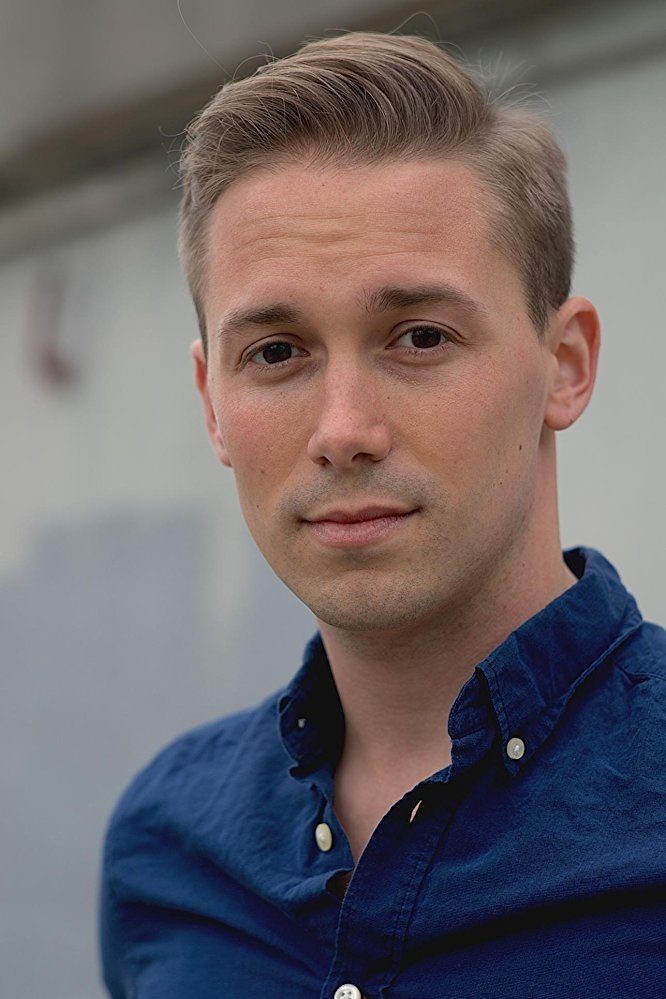 et billede af Patrick Webb