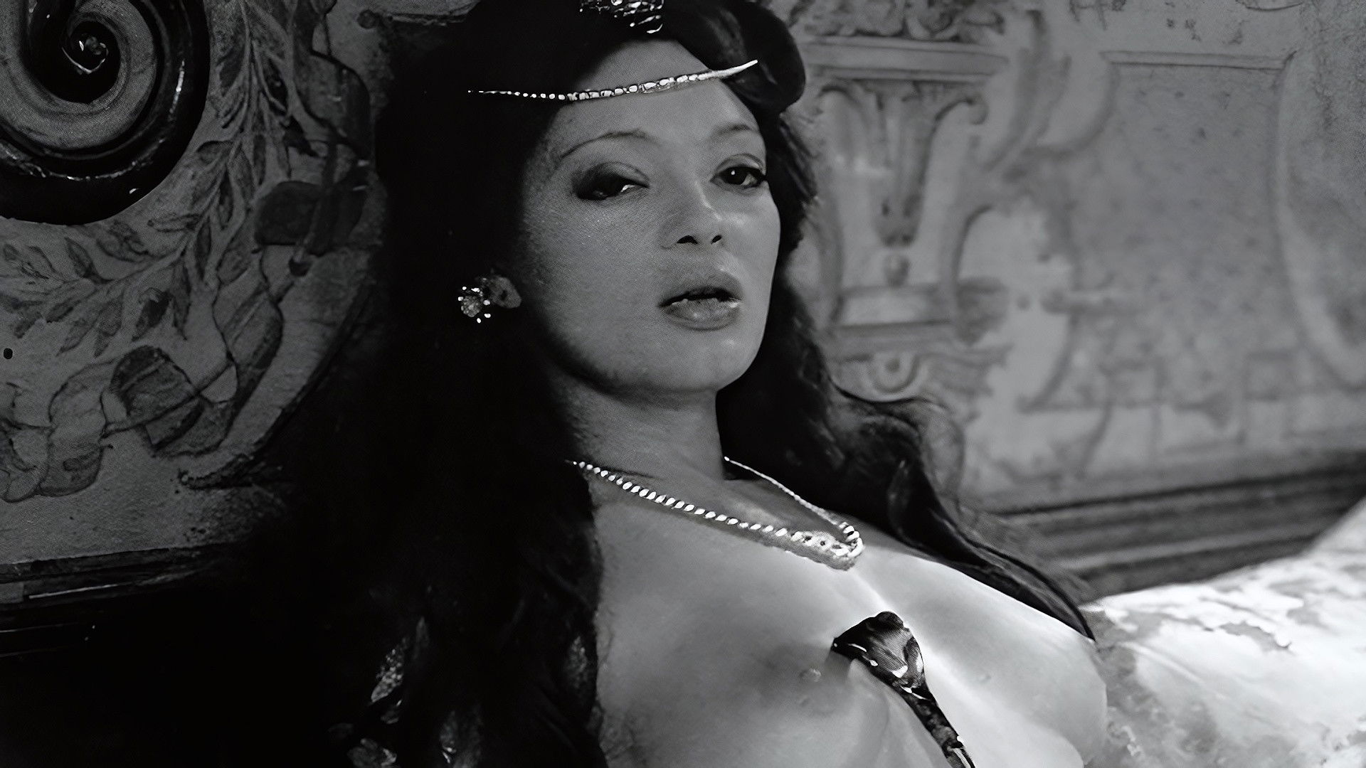 Catherine, the Naked Queen