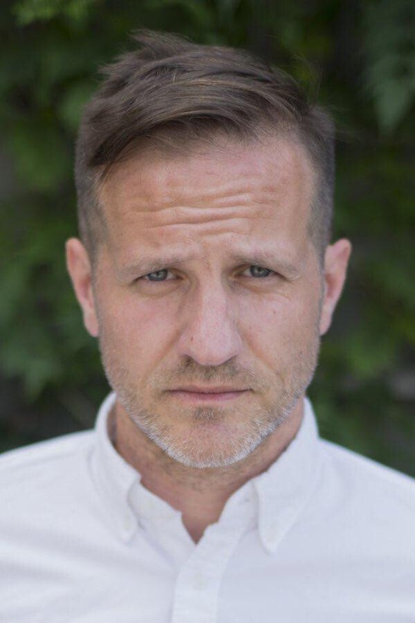 et billede af Michael C. Moynihan