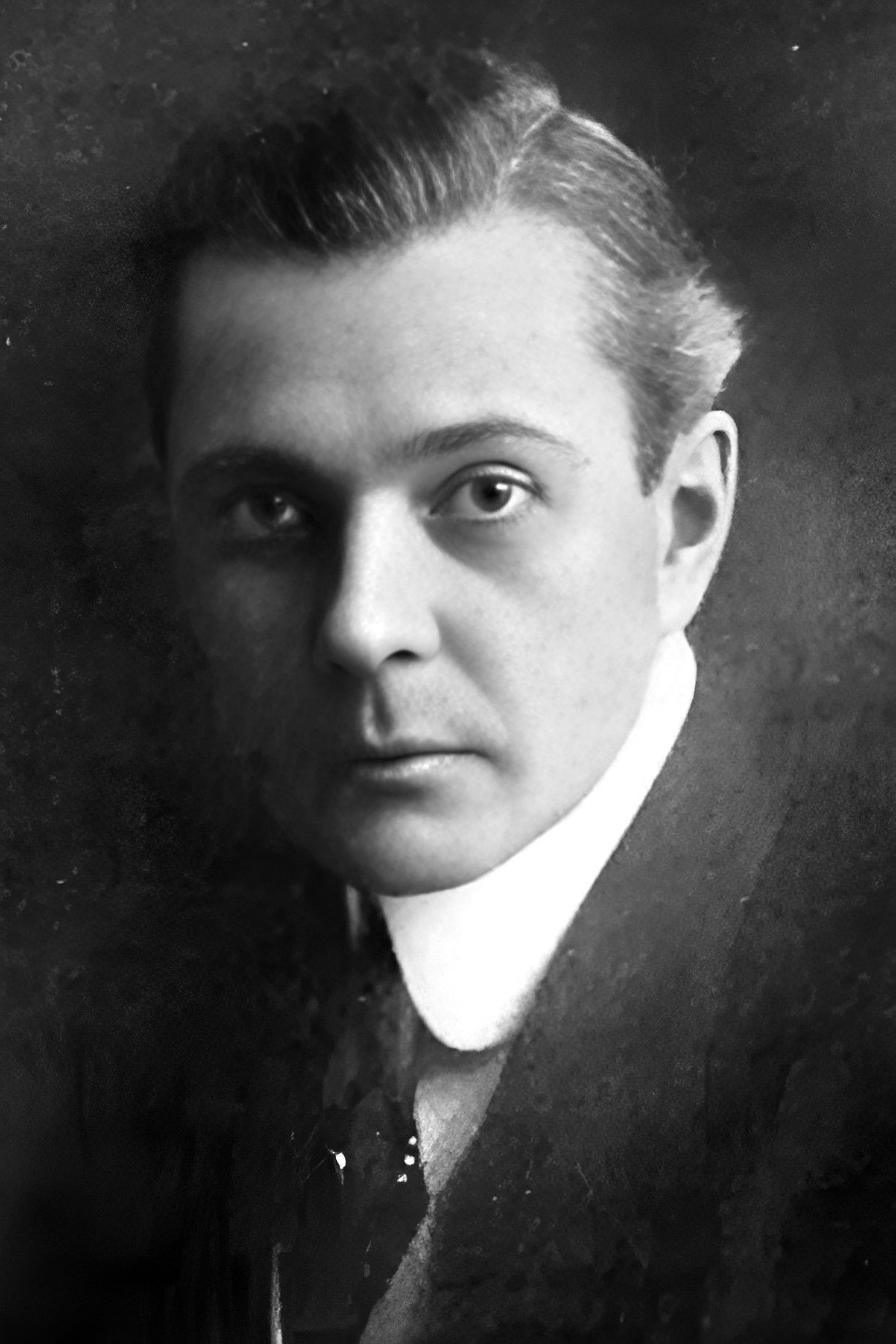 et billede af Charles Clary