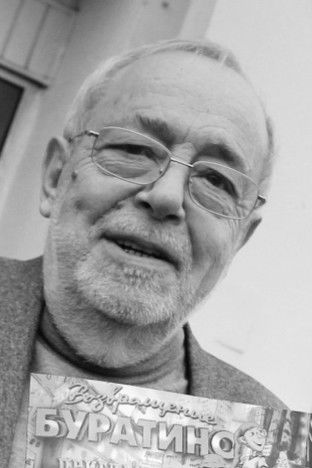 et billede af Tengiz Semenov