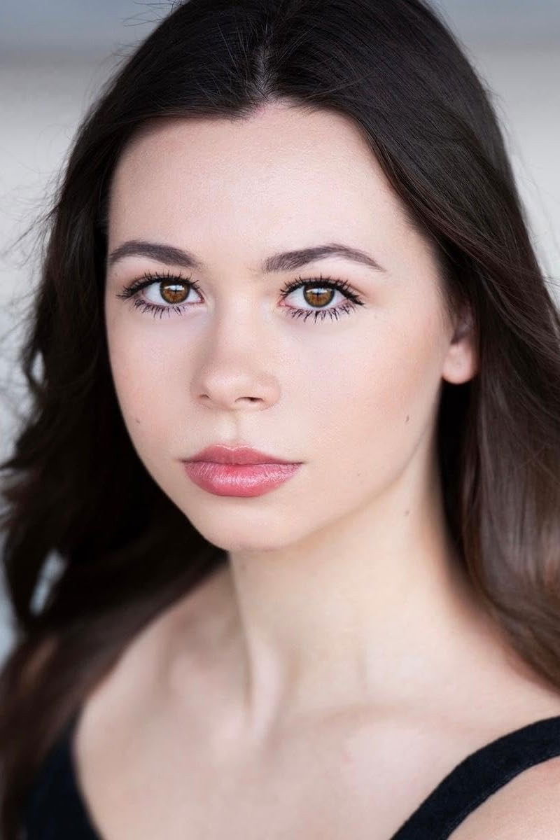 et billede af Ashley Emerson