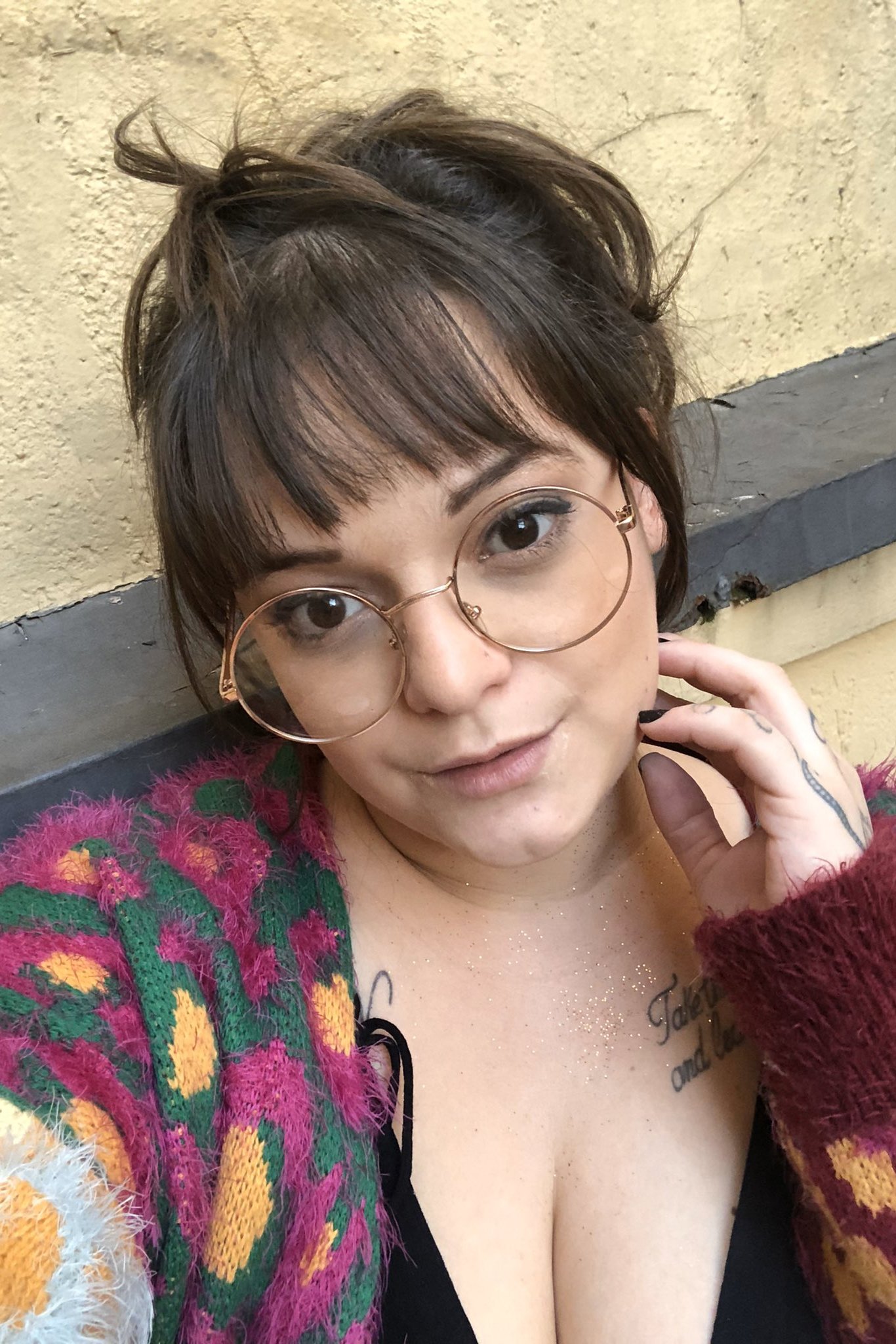 Flora Paulita as Unknown role