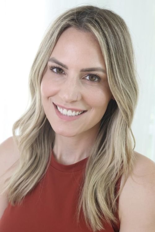 et billede af Lisa Fenimore