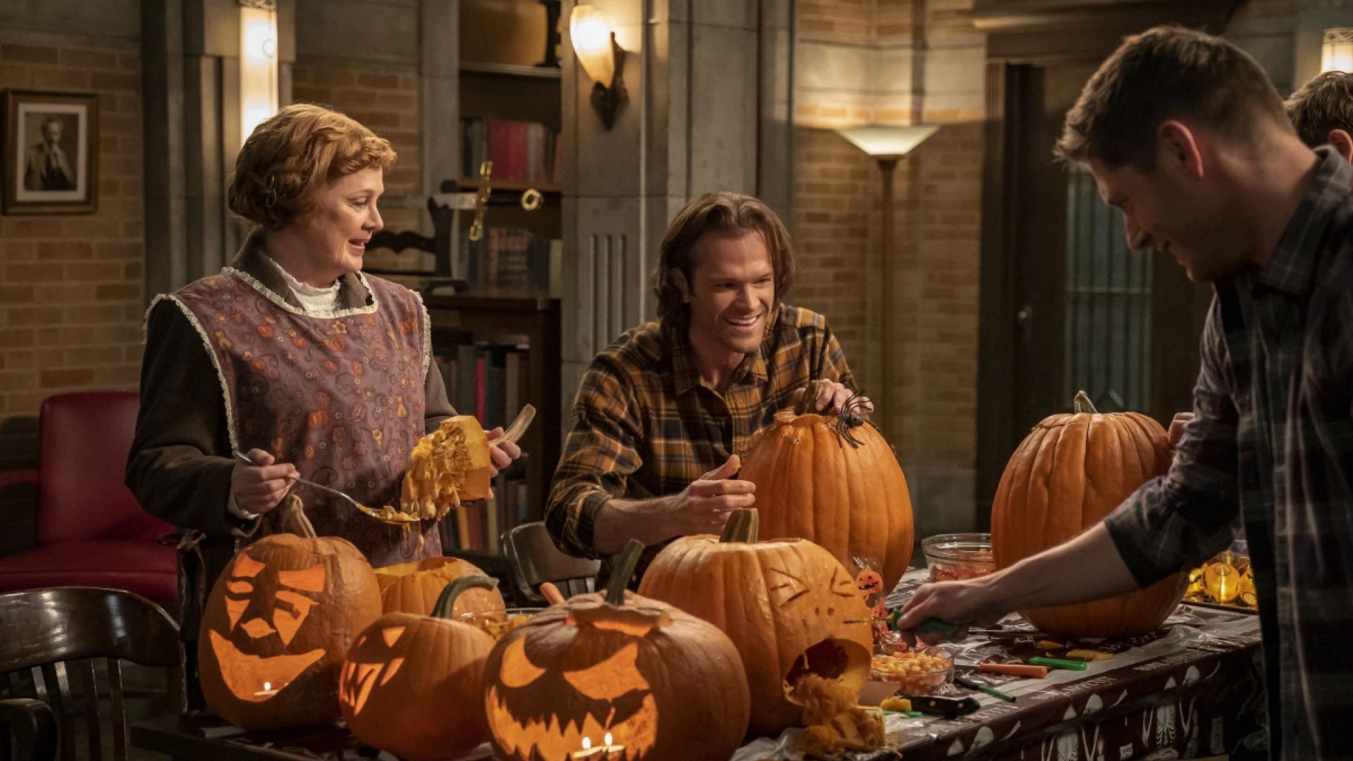 Supernatural Season 15 :Episode 14  Last Holiday