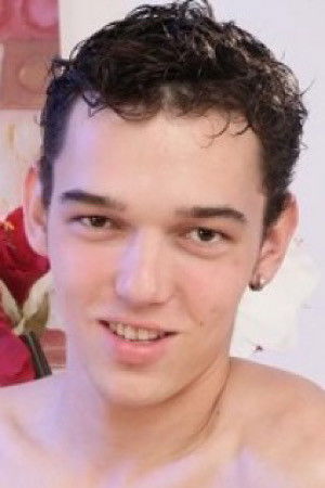 et billede af Aaron Ares