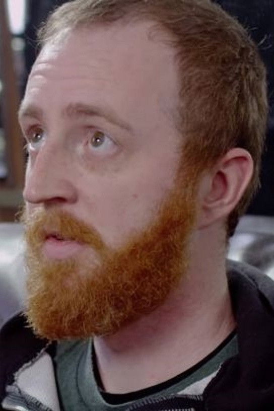 et billede af Josh Henderson