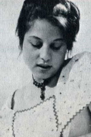 et billede af Justina Lynne