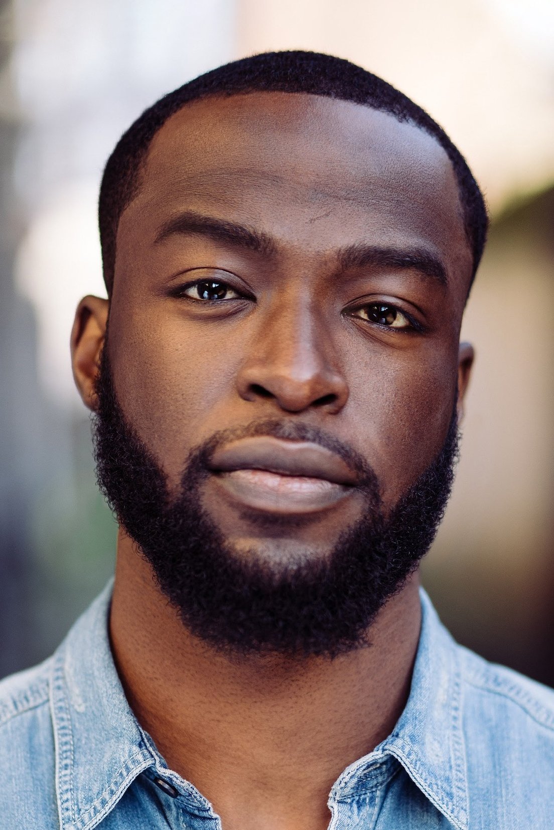 et billede af Dimeji Ewuoso