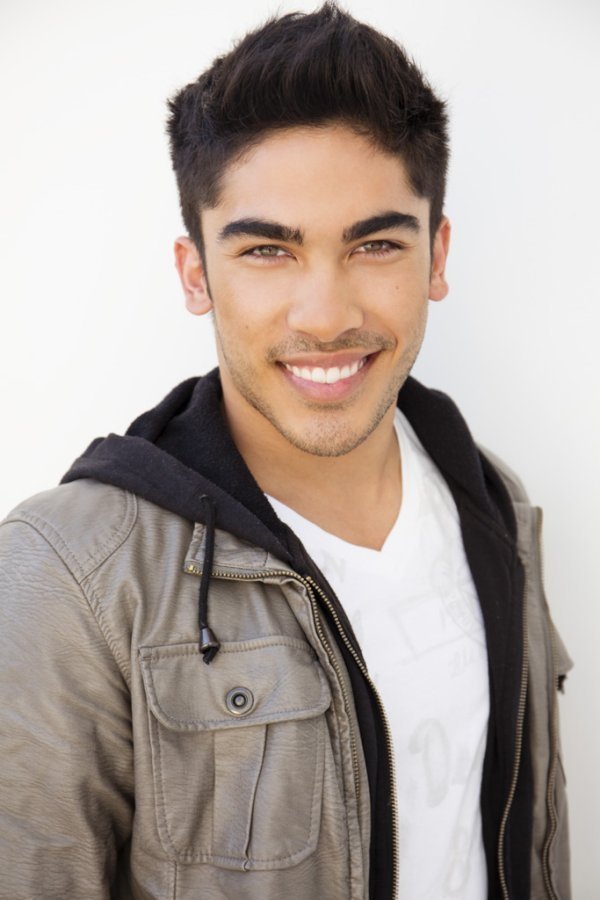 et billede af Dakota Adan