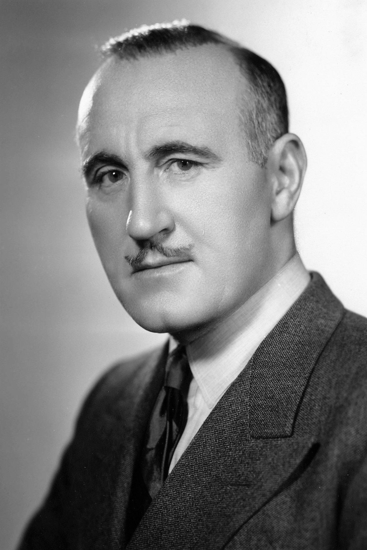 Donald Crisp