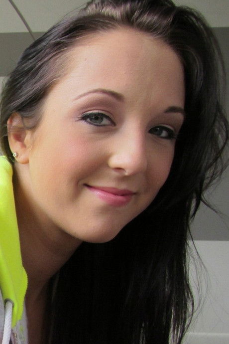 et billede af Adrianna Lily