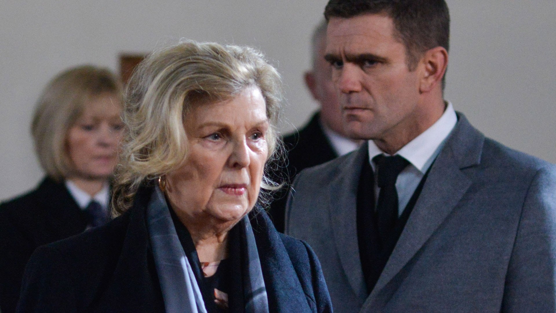 EastEnders 34x28