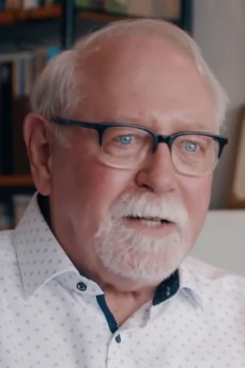 et billede af Dennis Turner