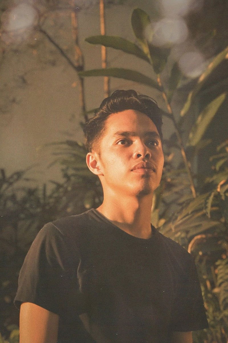 et billede af Thom Sison