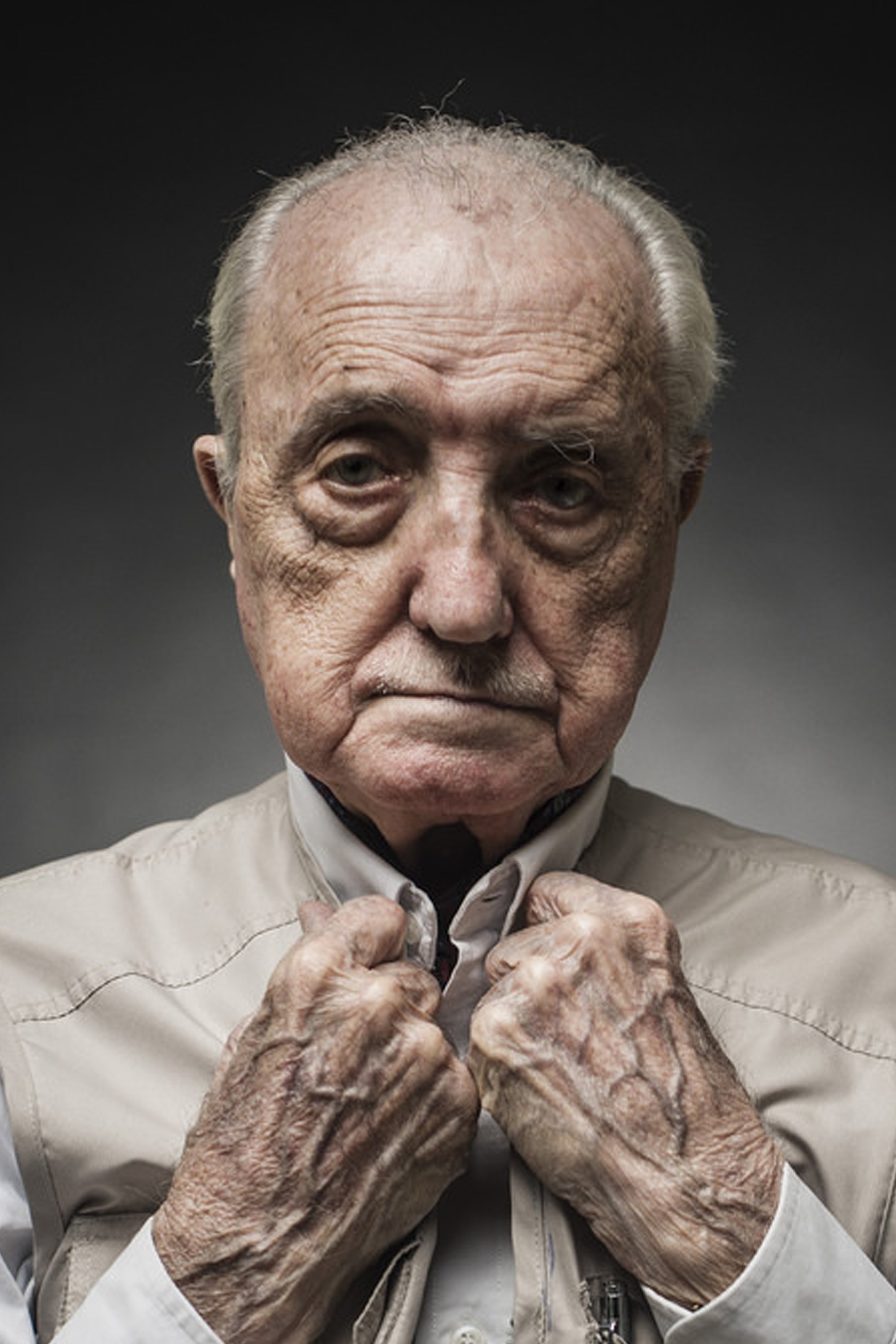 et billede af José A. Martínez Suárez