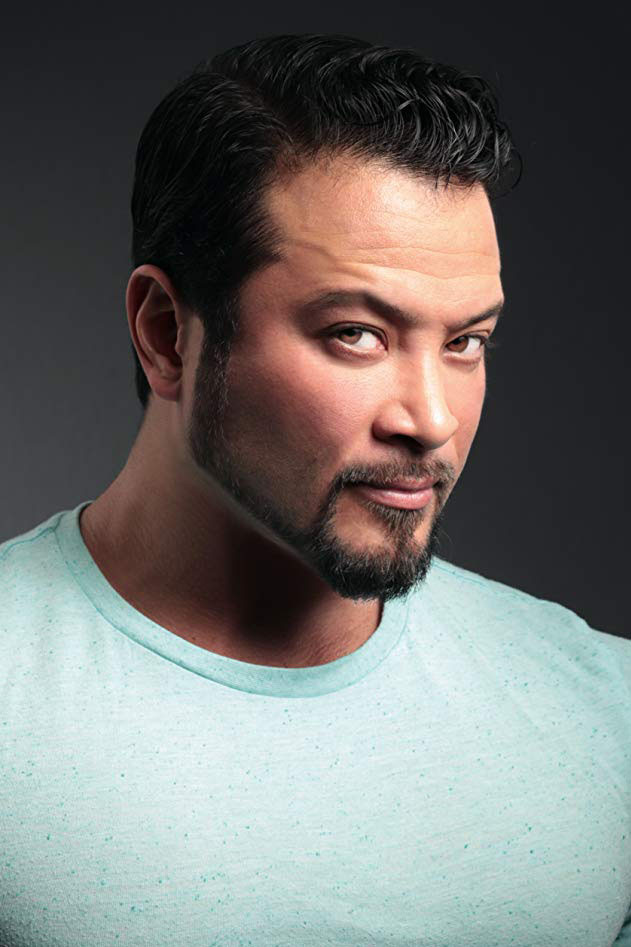 et billede af Christopher Tai