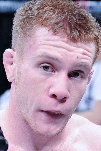 et billede af Drew Brokenshire