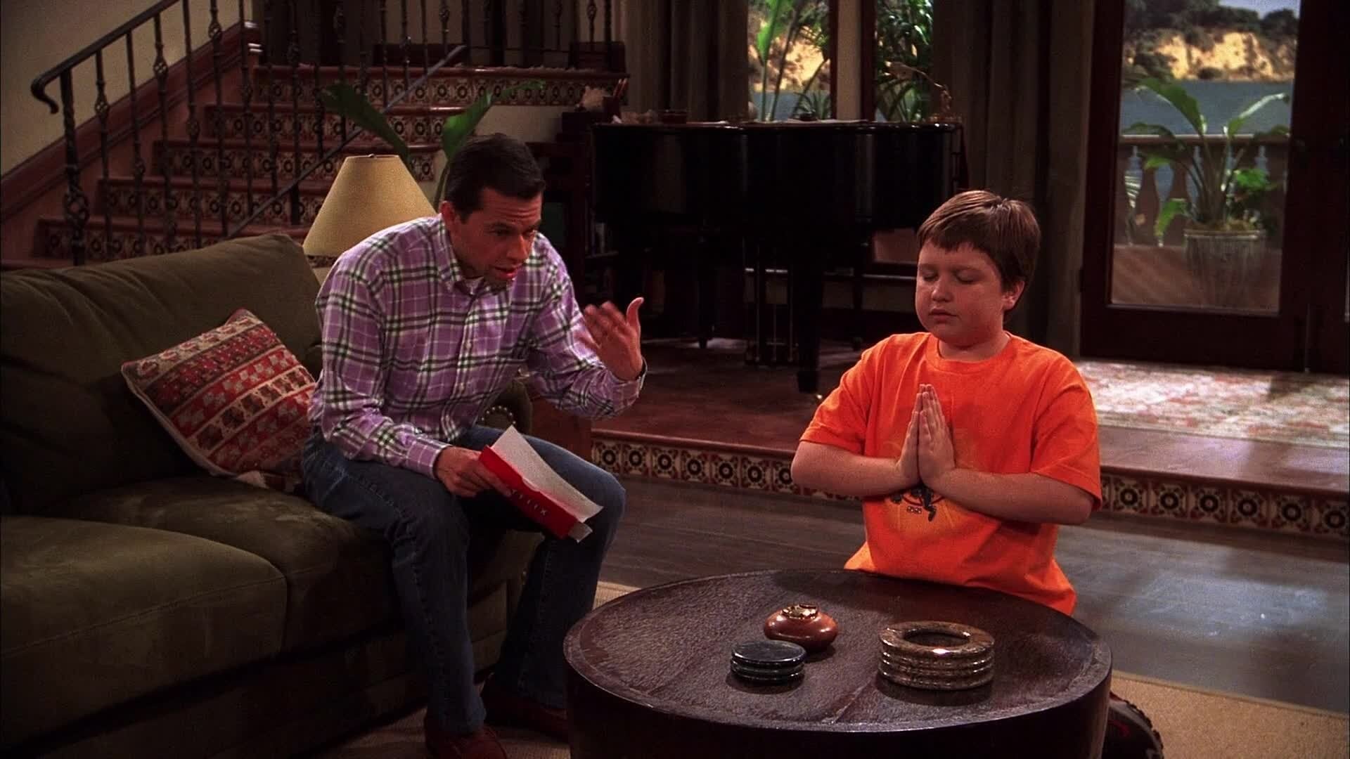 Two and a Half Men - Staffel 3 Folge 9 (1970)